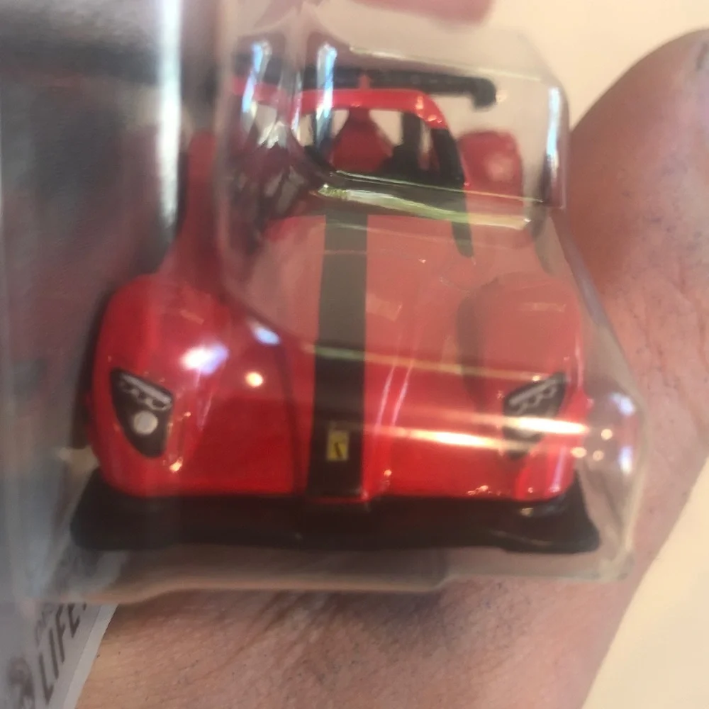 Mattel Matchbox Radical SR3 XXR Red Car